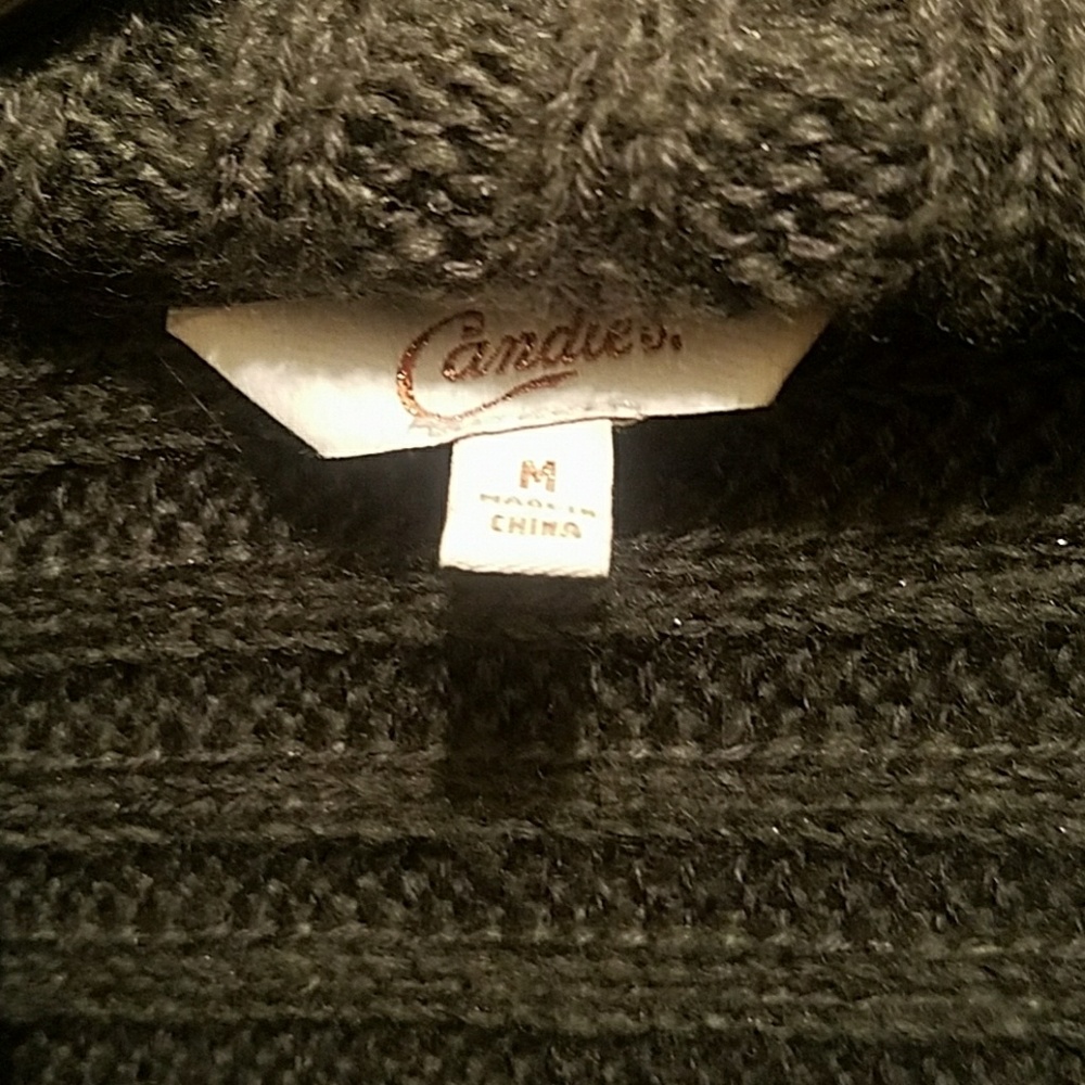 Cardigan - Picture 2 of 3